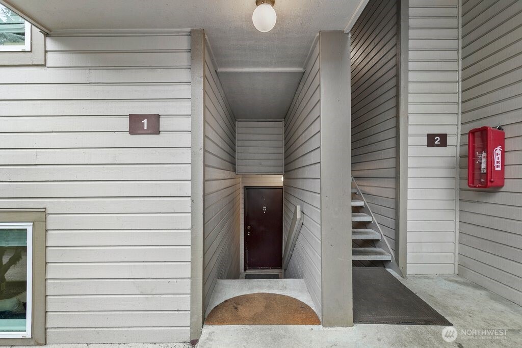 4416 145th Avenue NE #G1, Bellevue, WA 98007