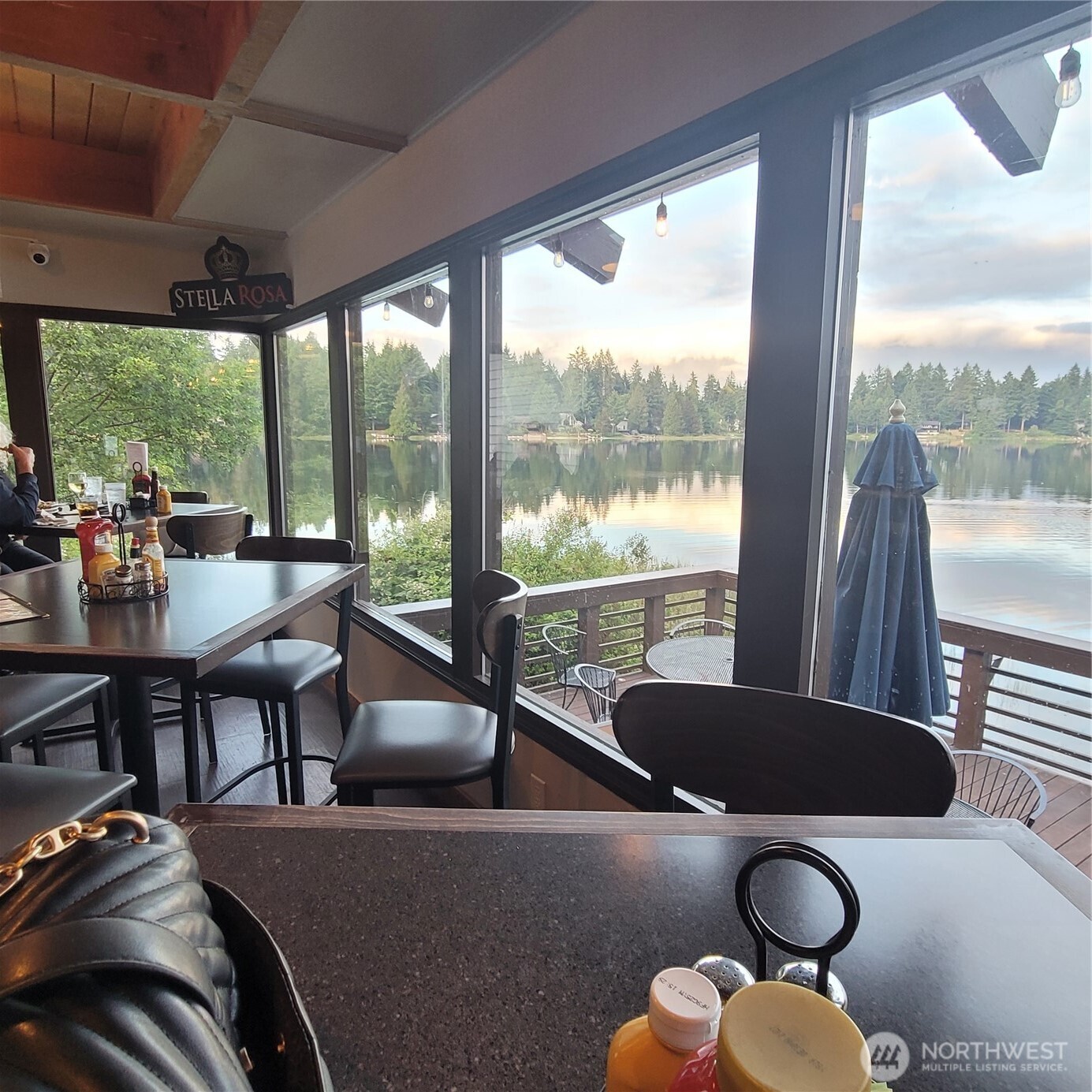 8922 129th Avenue Ct , Anderson Island, WA 98303