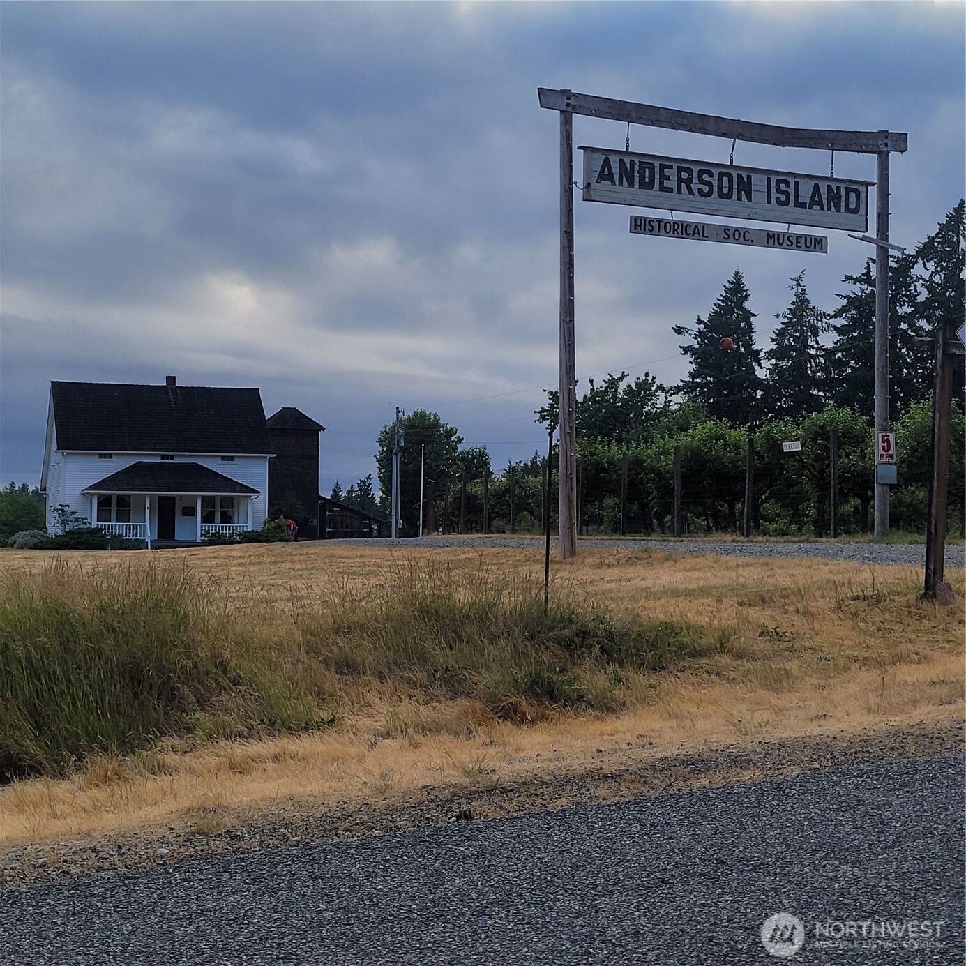 8922 129th Avenue Ct , Anderson Island, WA 98303