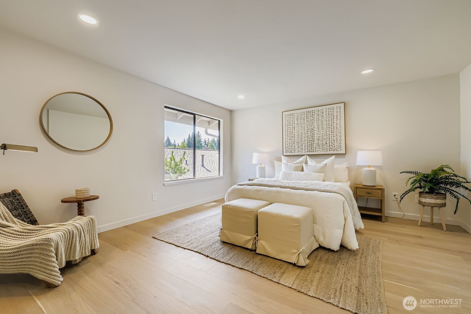 14208 NE 2nd Place , Bellevue, WA 98007
