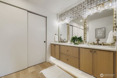 14208 NE 2nd Place , Bellevue, WA 98007 - Photo 17