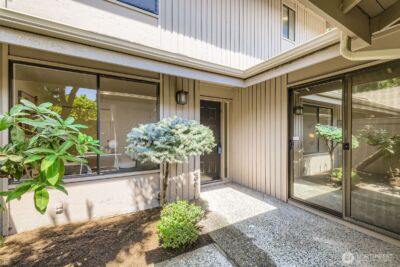 14208 NE 2nd Place , Bellevue, WA 98007 - Photo 2