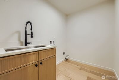 14208 NE 2nd Place , Bellevue, WA 98007 - Photo 26