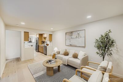 14208 NE 2nd Place , Bellevue, WA 98007 - Photo 13