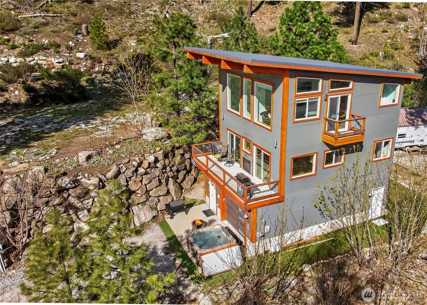 23119 Lake Wenatchee Hwy , Leavenworth, WA 98826