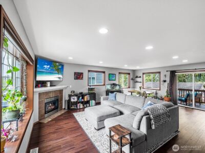 1011 94th Drive NE, Lake Stevens, WA 98258 - Photo 4
