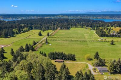 12504 SW 232nd St , Vashon, WA 98070
