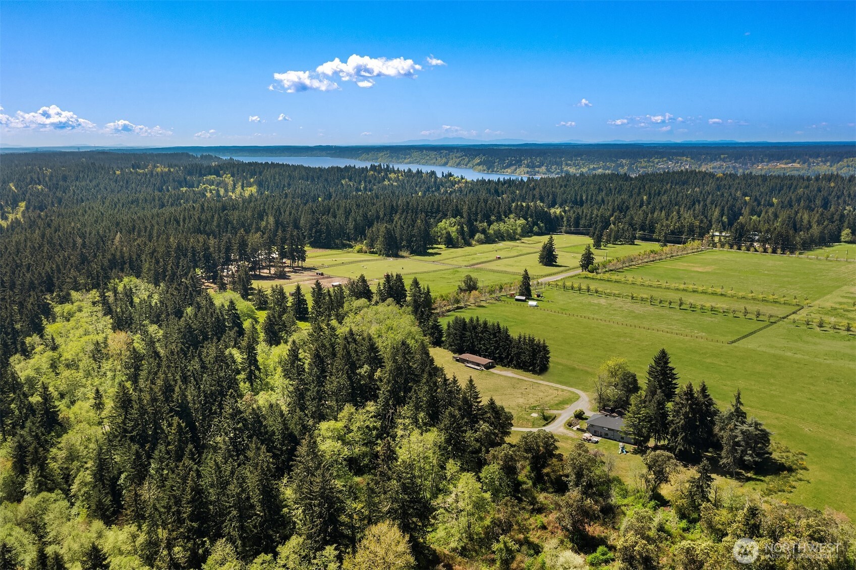 12504 SW 232nd St , Vashon, WA 98070