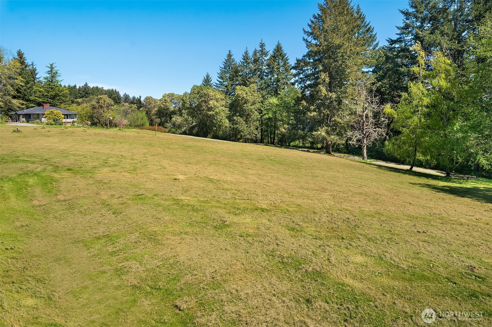 12504 SW 232nd St , Vashon, WA 98070