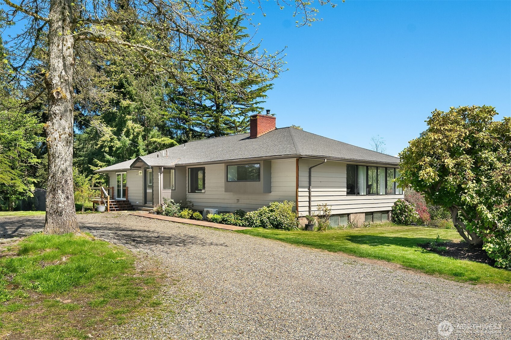 12504 SW 232nd St , Vashon, WA 98070