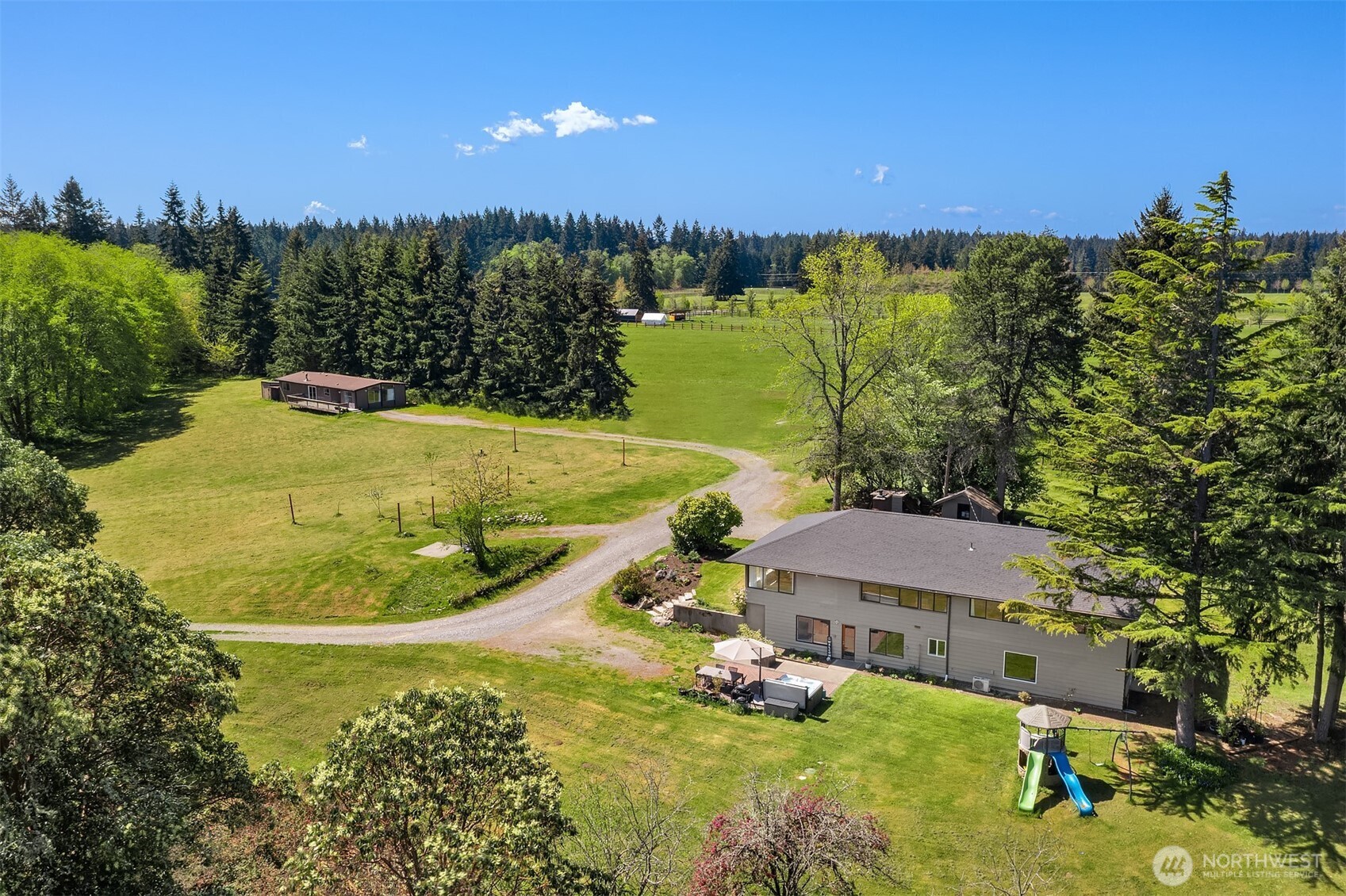 12504 SW 232nd St , Vashon, WA 98070