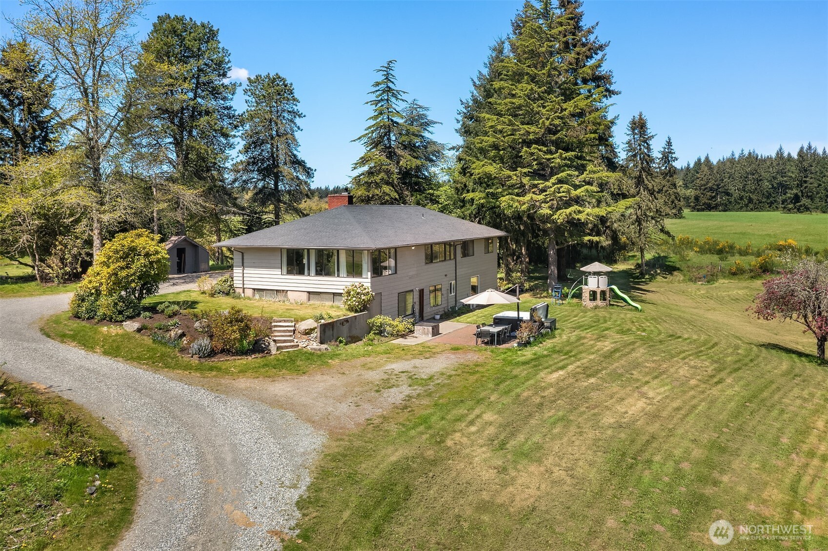 12504 SW 232nd St , Vashon, WA 98070