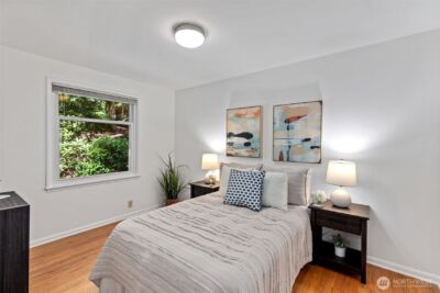 327 108 Avenue SE, Bellevue, WA 98004 - Photo 15