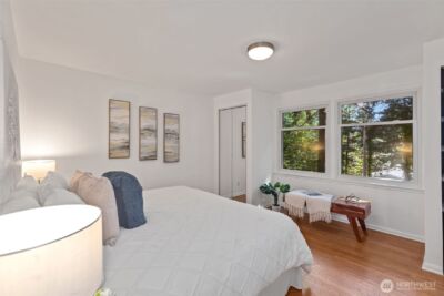 327 108 Avenue SE, Bellevue, WA 98004 - Photo 18