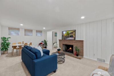 327 108 Avenue SE, Bellevue, WA 98004 - Photo 20
