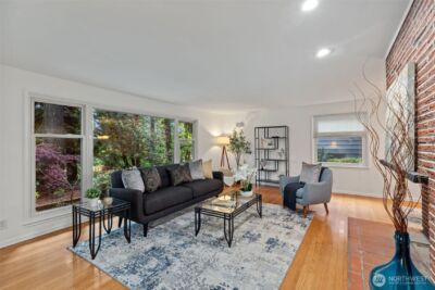 327 108 Avenue SE, Bellevue, WA 98004 - Photo 7