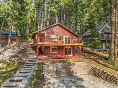 25603 Camp 12 Road , Leavenworth, WA 98826