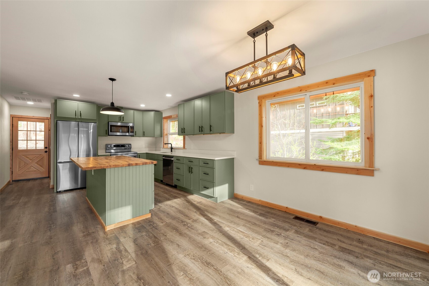 25603 Camp 12 Road , Leavenworth, WA 98826