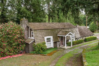 12404 NE 6th Place , Bellevue, WA 98005