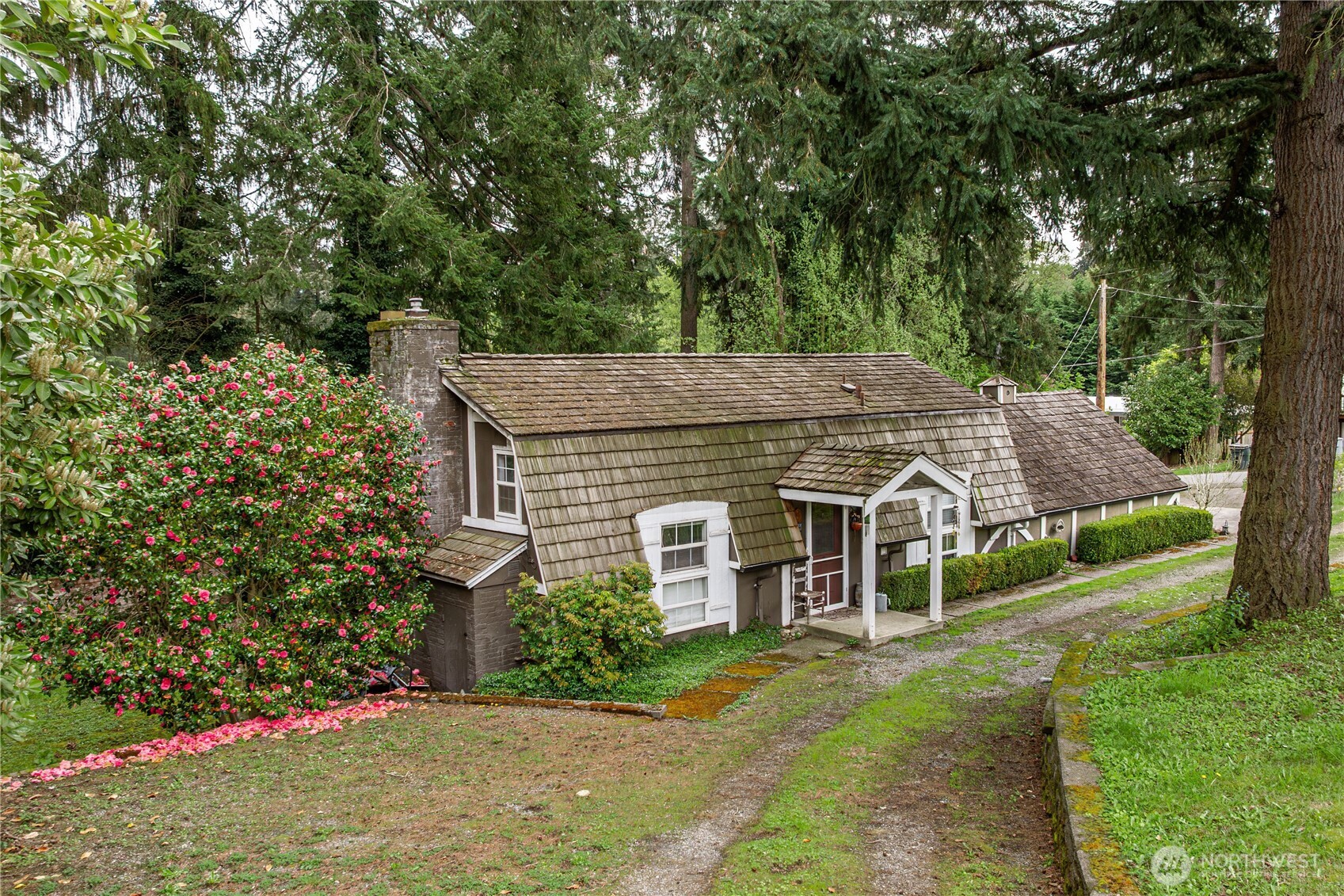 12404 NE 6th Place , Bellevue, WA 98005