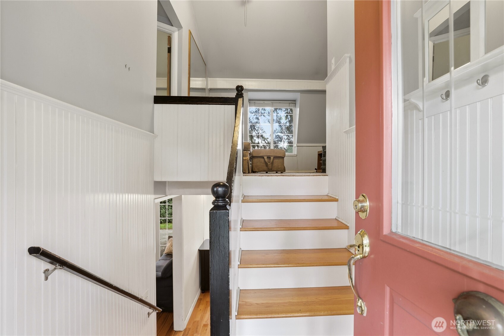 12404 NE 6th Place , Bellevue, WA 98005