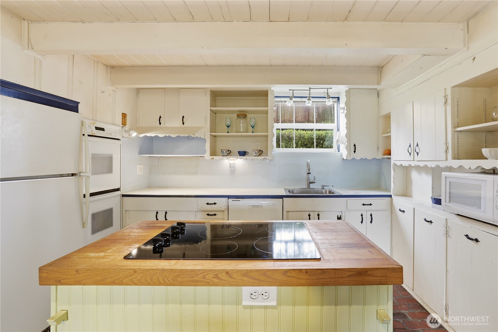 12404 NE 6th Place , Bellevue, WA 98005