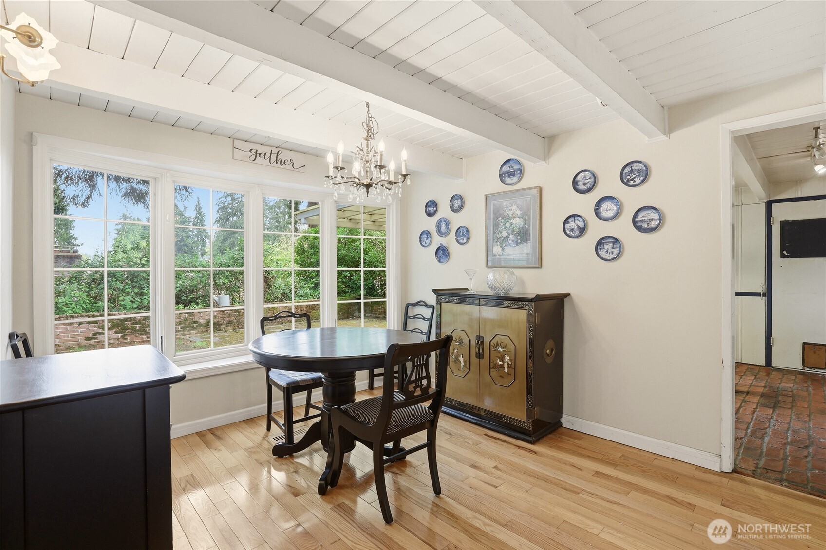 12404 NE 6th Place , Bellevue, WA 98005