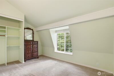12404 NE 6th Place , Bellevue, WA 98005 - Photo 26