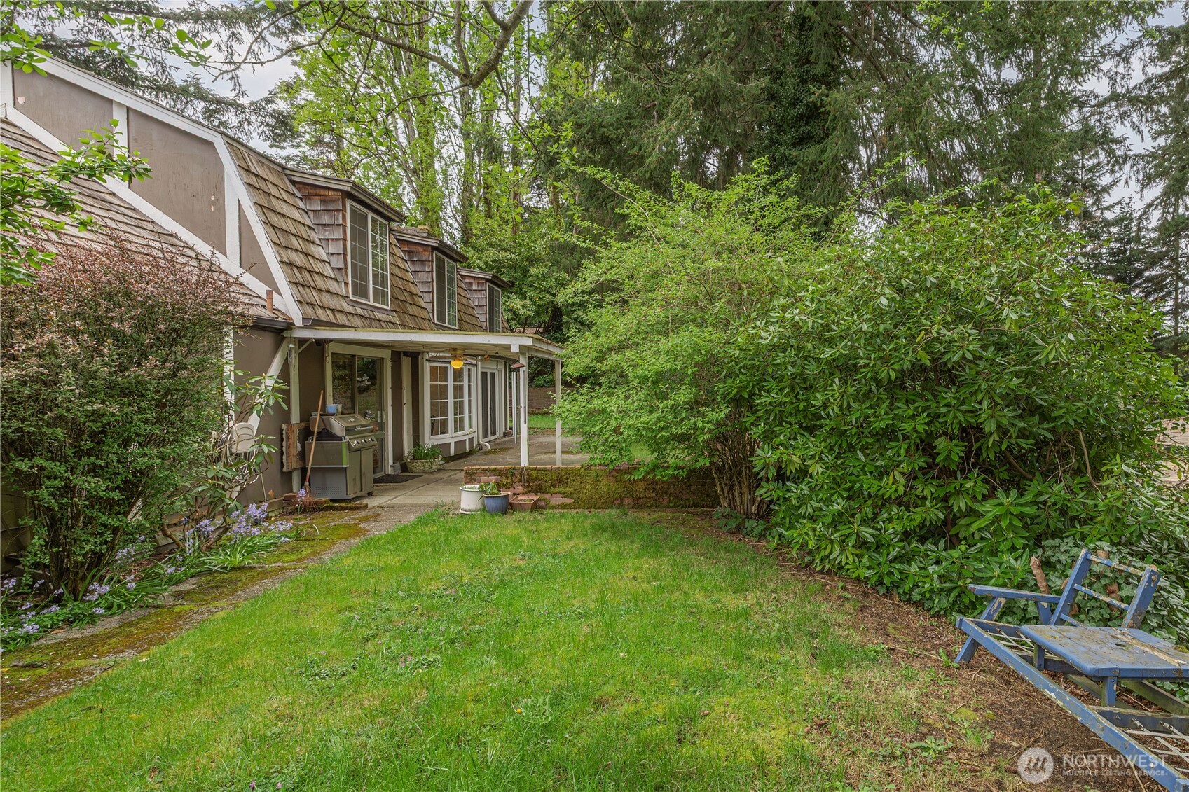 12404 NE 6th Place , Bellevue, WA 98005