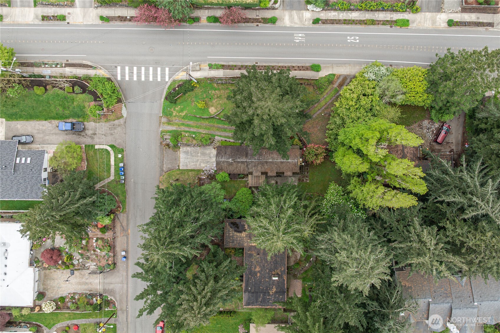 12404 NE 6th Place , Bellevue, WA 98005