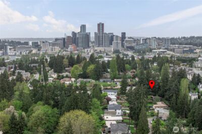12404 NE 6th Place , Bellevue, WA 98005 - Photo 33