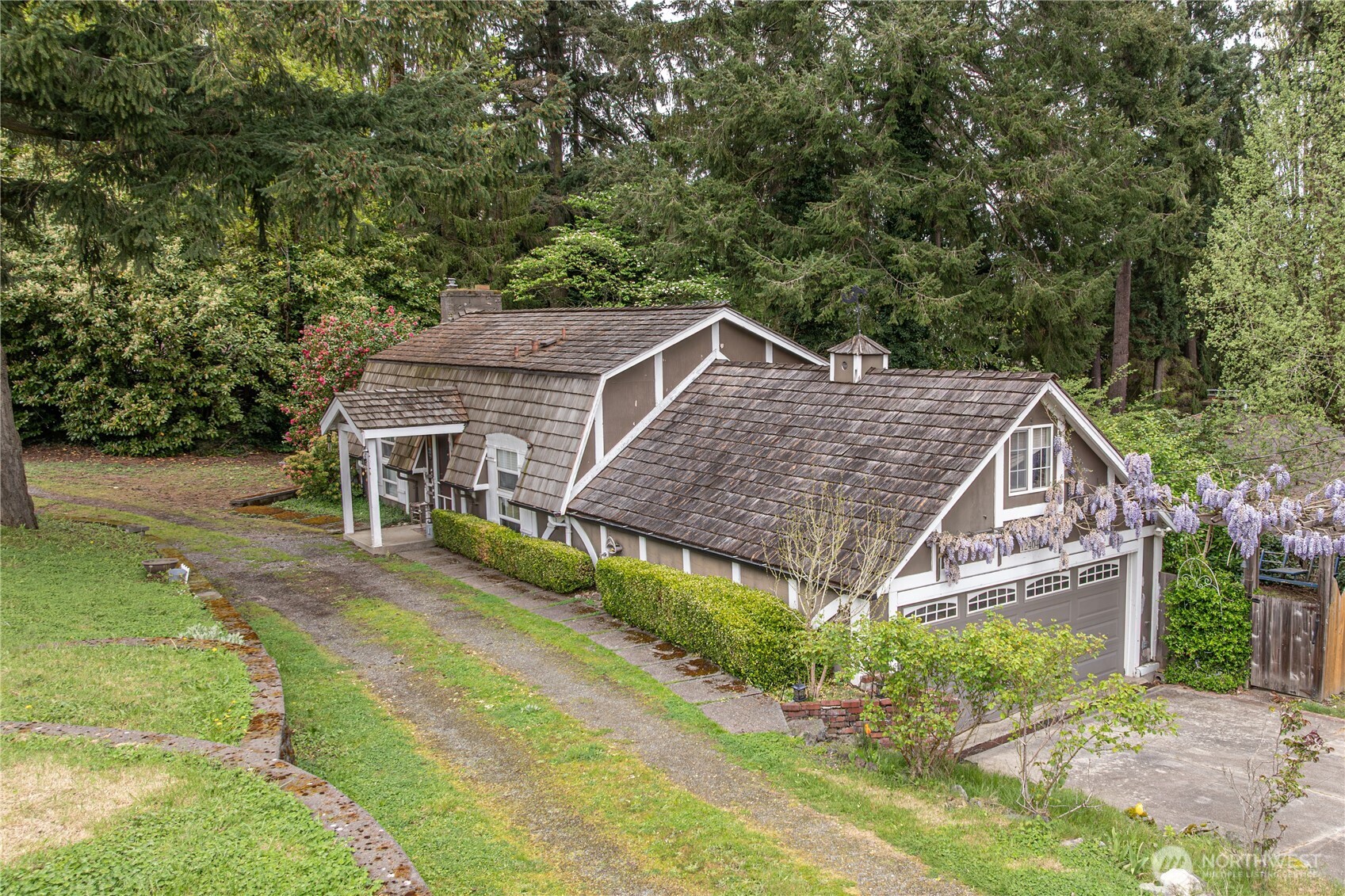 12404 NE 6th Place , Bellevue, WA 98005