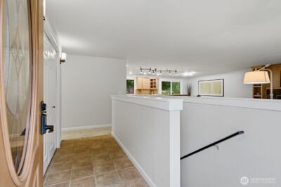 20210 107th Avenue NE, Bothell, WA 98011 - Photo 17