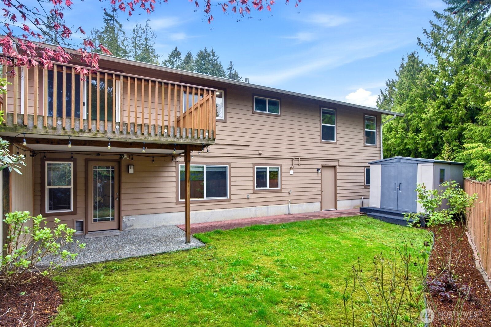 20210 107th Avenue NE, Bothell, WA 98011