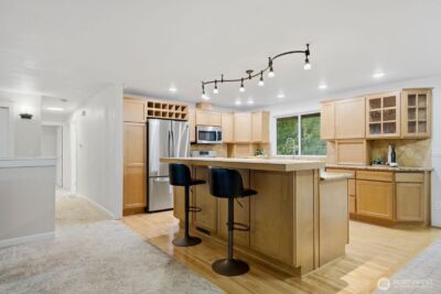 20210 107th Avenue NE, Bothell, WA 98011 - Photo 10