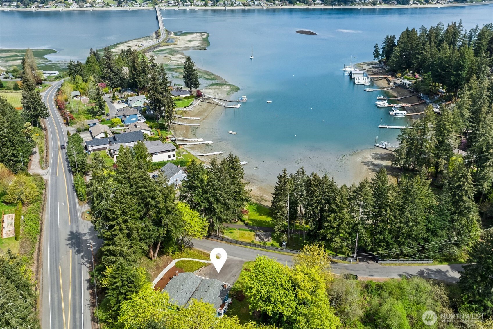 296 298 North Shore Boulevard , Fox Island, WA 98333