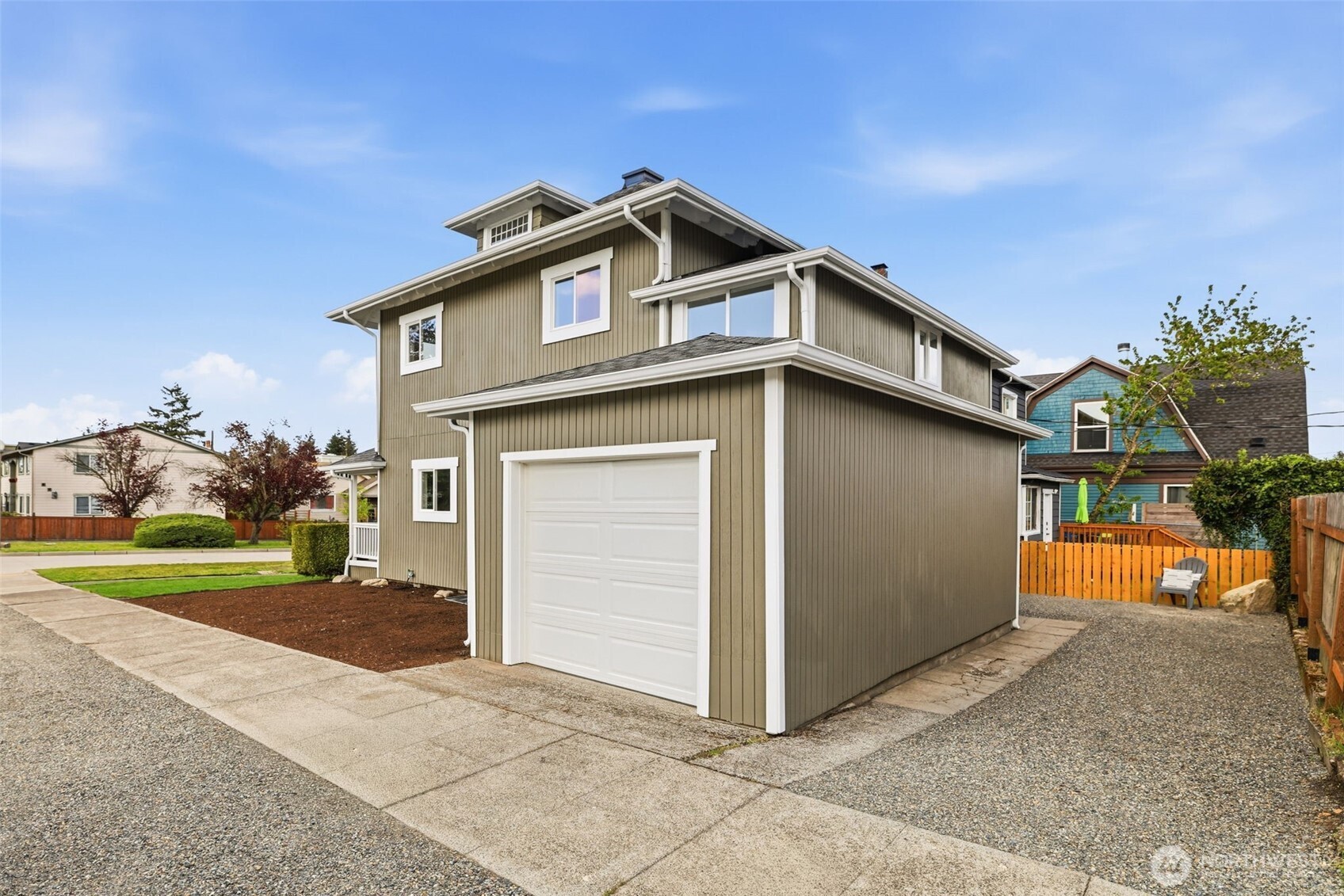 424 S Wright Avenue , Tacoma, WA 98418