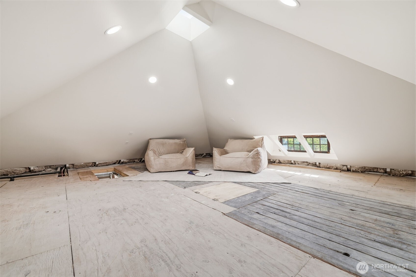 424 S Wright Avenue , Tacoma, WA 98418