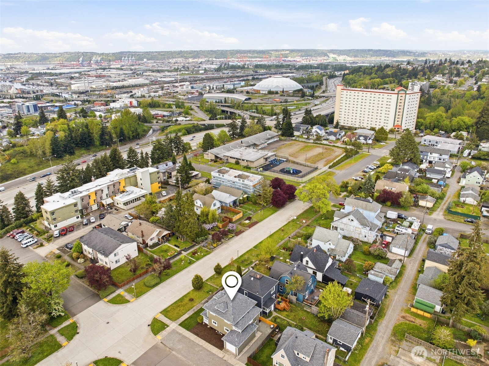 424 S Wright Avenue , Tacoma, WA 98418