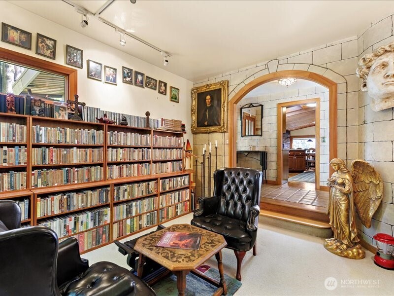 6418 E Mercer Way , Mercer Island, WA 98040