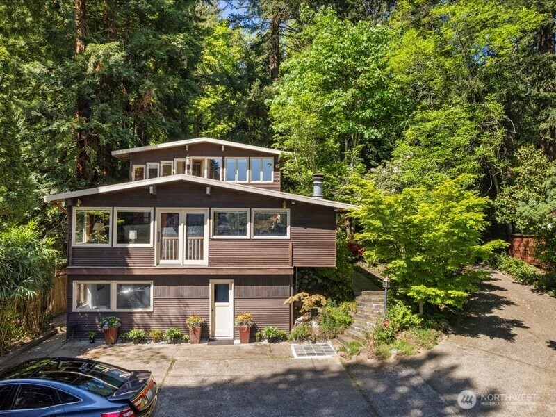 6418 E Mercer Way , Mercer Island, WA 98040