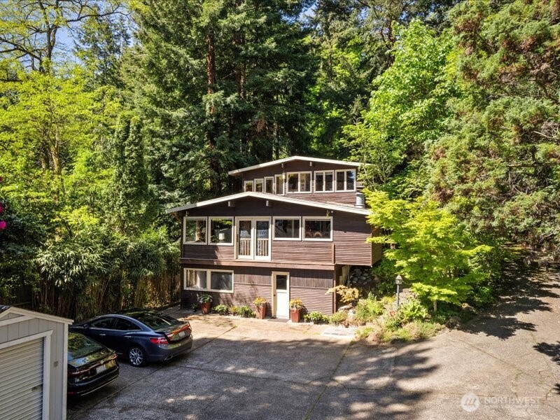 6418 E Mercer Way , Mercer Island, WA 98040