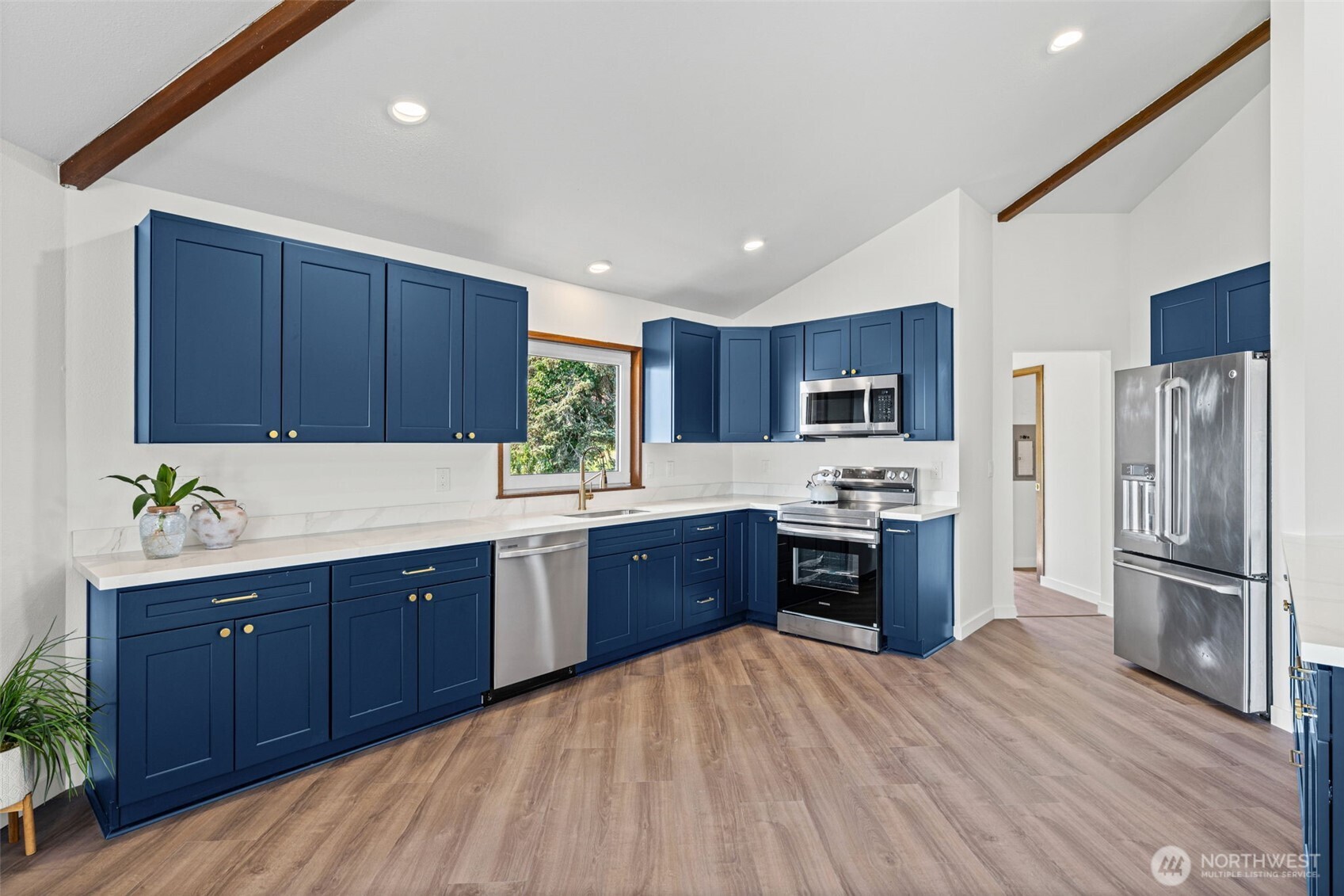 10601 87th Street Ct , Anderson Island, WA 98303