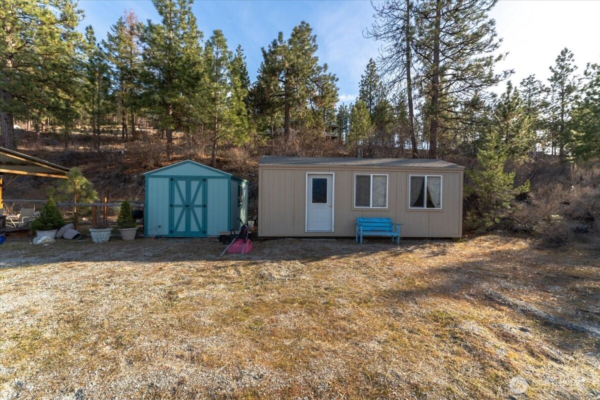 990 Upper Ridge Road , Chelan, WA 98816
