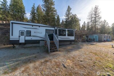 990 Upper Ridge Road , Chelan, WA 98816 - Photo 10