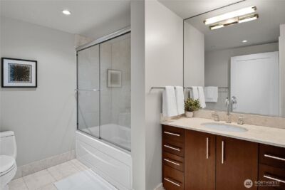 650 Bellevue Way NE #2808, Bellevue, WA 98004 - Photo 19