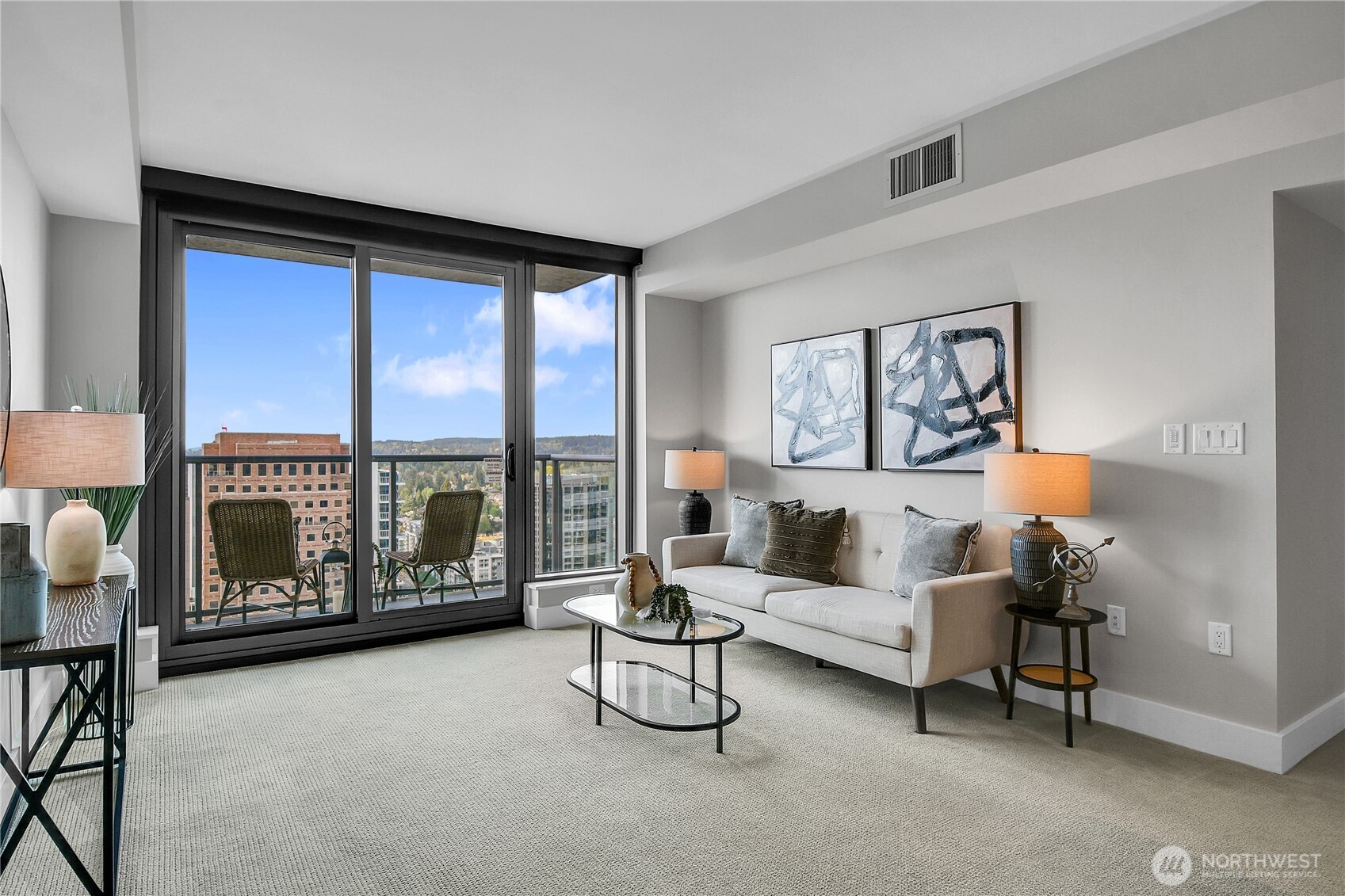650 Bellevue Way NE #2808, Bellevue, WA 98004
