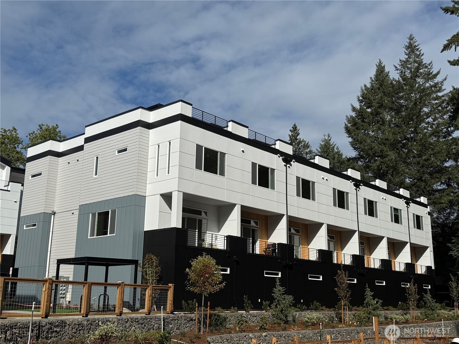 1151 129th Court NE, Bellevue, WA 98005