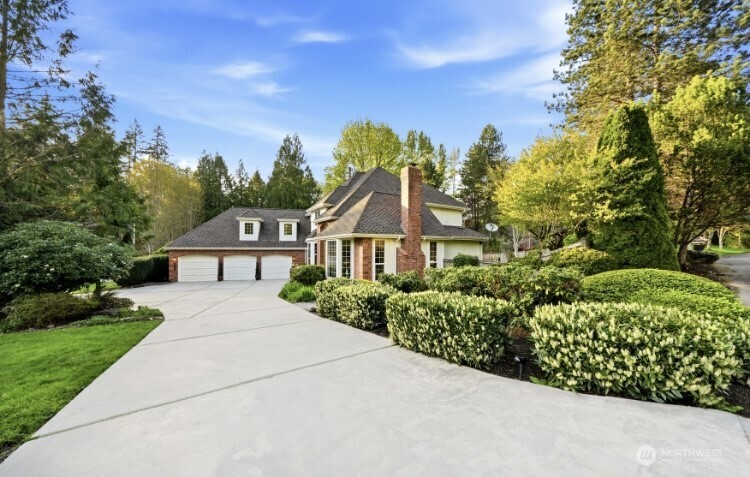 12938 196th Court NE, Woodinville, WA 98077