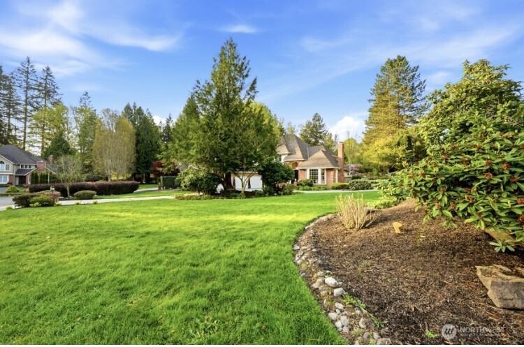 12938 196th Court NE, Woodinville, WA 98077